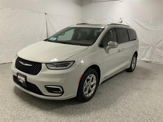 used 2021 Chrysler Pacifica car, priced at $35,990