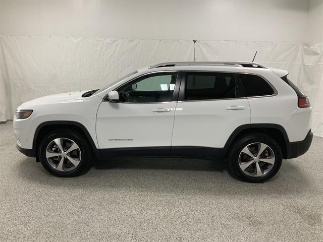 used 2021 Jeep Cherokee car, priced at $25,990