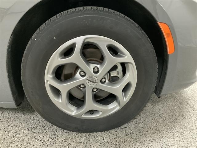 used 2023 Chrysler Pacifica car, priced at $28,490