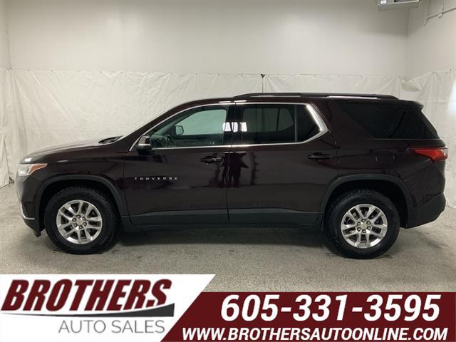 used 2021 Chevrolet Traverse car, priced at $27,490