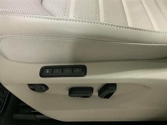 used 2024 Volkswagen Atlas car, priced at $41,990