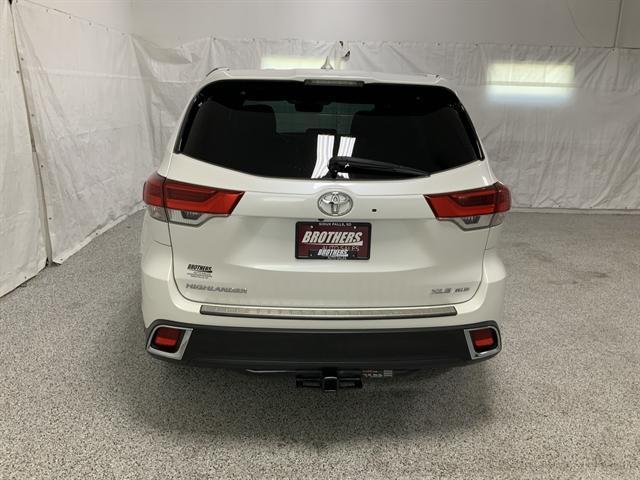 used 2019 Toyota Highlander car, priced at $27,990