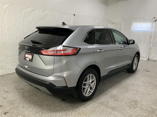 used 2024 Ford Edge car, priced at $29,490