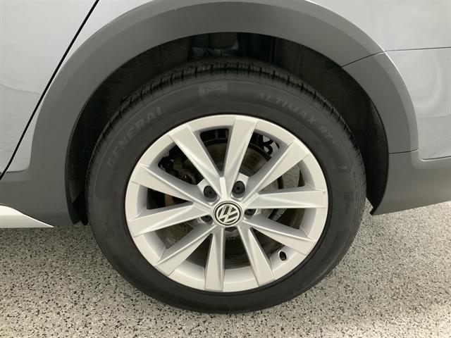 used 2019 Volkswagen Golf Alltrack car, priced at $22,990