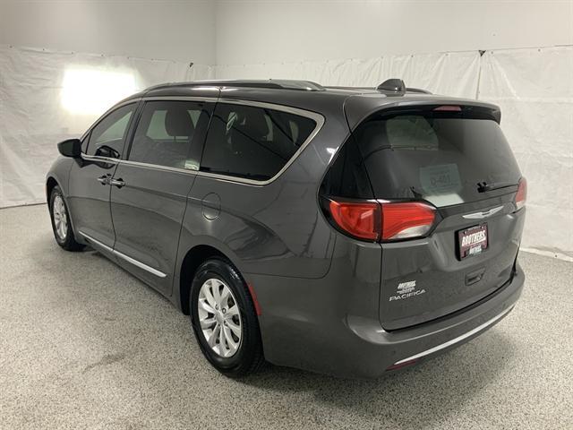 used 2018 Chrysler Pacifica car, priced at $15,990