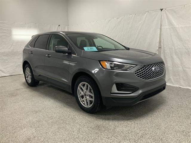 used 2024 Ford Edge car, priced at $28,990