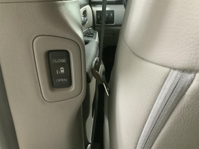 used 2017 Honda Odyssey car, priced at $18,490
