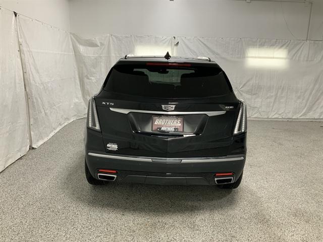 used 2024 Cadillac XT5 car, priced at $46,990