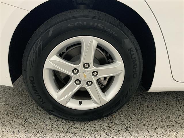 used 2022 Chevrolet Malibu car, priced at $18,490