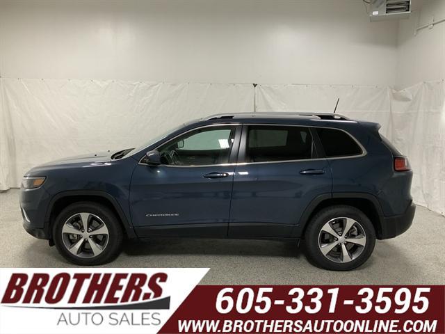 used 2020 Jeep Cherokee car, priced at $21,490