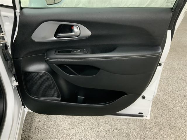 used 2022 Chrysler Pacifica car, priced at $27,990