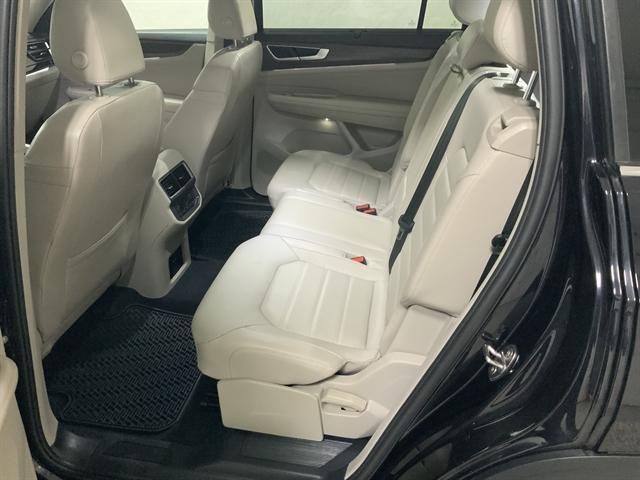 used 2024 Volkswagen Atlas car, priced at $39,990