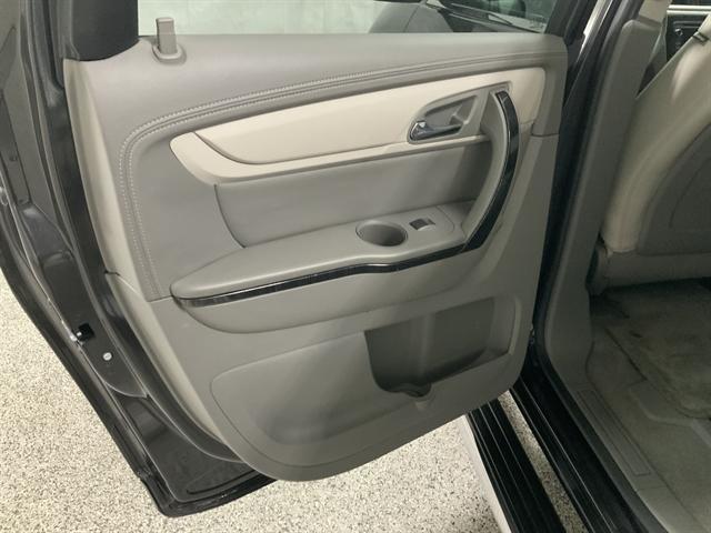 used 2017 Chevrolet Traverse car, priced at $21,990