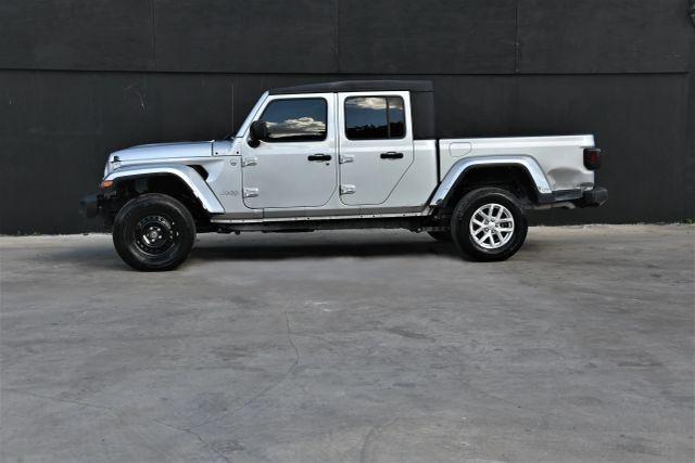 used 2023 Jeep Gladiator car, priced at $16,980
