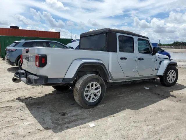 used 2023 Jeep Gladiator car, priced at $16,980