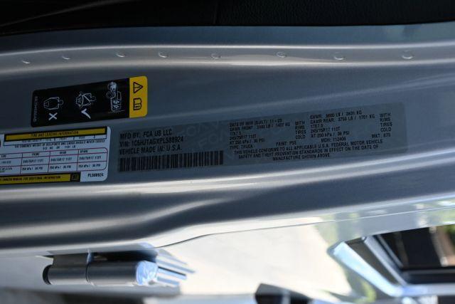 used 2023 Jeep Gladiator car, priced at $16,980