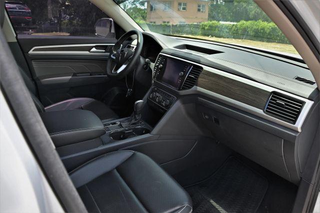 used 2022 Volkswagen Atlas car, priced at $4,480