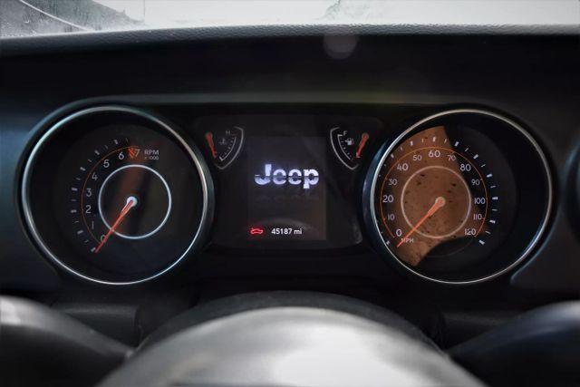 used 2023 Jeep Gladiator car, priced at $18,980