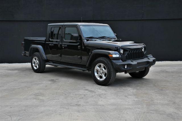 used 2021 Jeep Gladiator car, priced at $17,980