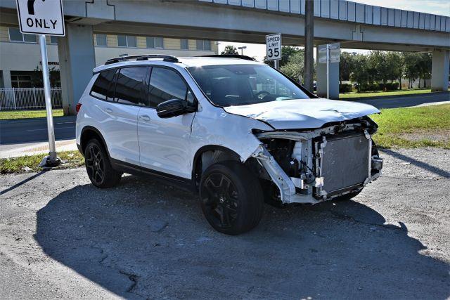 used 2025 Honda Passport car, priced at $18,980