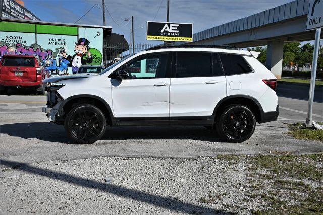 used 2025 Honda Passport car, priced at $18,980