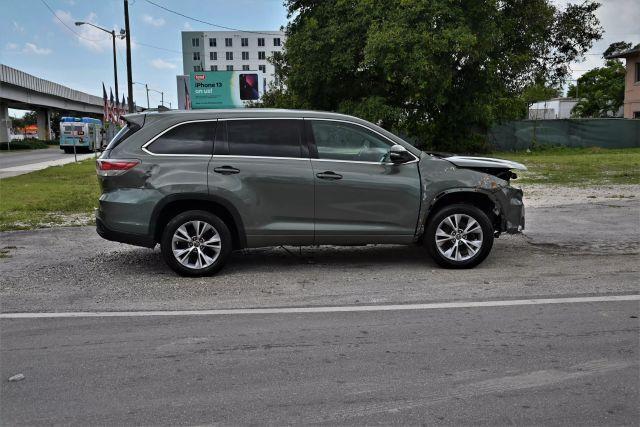 used 2016 Toyota Highlander car, priced at $7,480