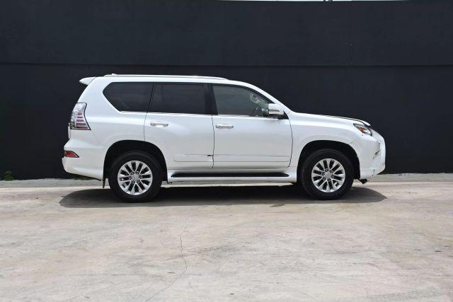 used 2019 Lexus GX 460 car, priced at $18,480