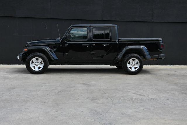 used 2022 Jeep Gladiator car, priced at $17,980
