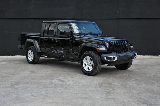 used 2022 Jeep Gladiator car, priced at $17,980