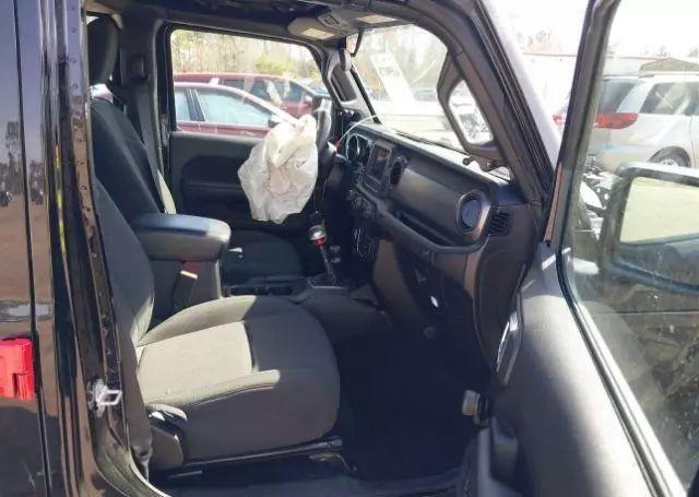 used 2022 Jeep Gladiator car, priced at $15,980