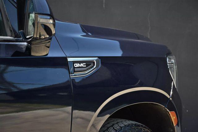 used 2021 GMC Yukon car, priced at $27,980