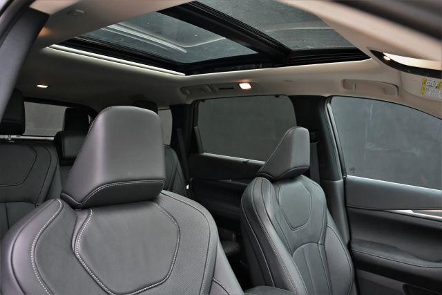 used 2025 INFINITI QX60 car, priced at $18,800