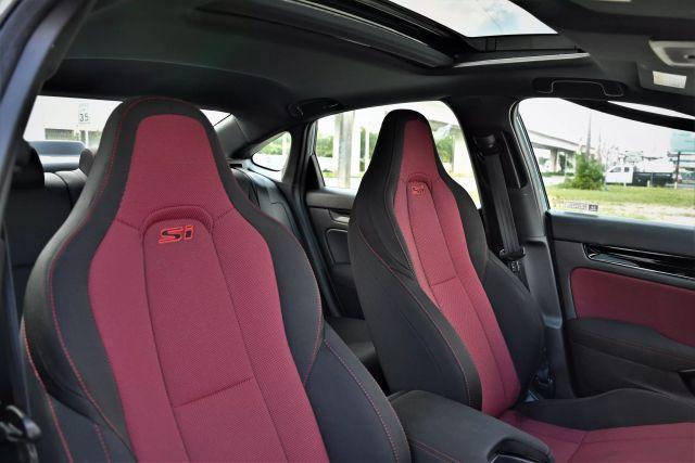used 2023 Honda Civic Si car, priced at $5,480