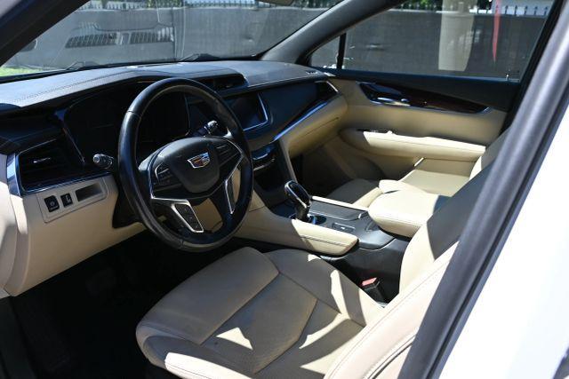 used 2018 Cadillac XT5 car, priced at $8,980