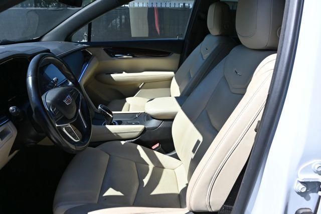 used 2018 Cadillac XT5 car, priced at $8,980