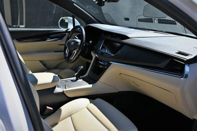 used 2018 Cadillac XT5 car, priced at $8,980