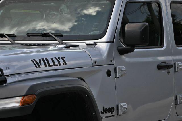 used 2023 Jeep Gladiator car, priced at $16,480