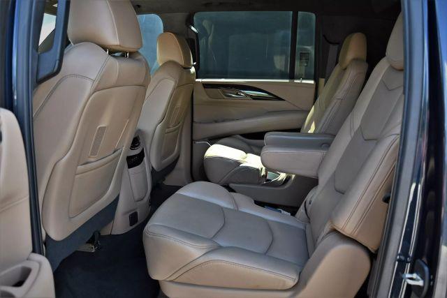 used 2020 Cadillac Escalade ESV car, priced at $17,980