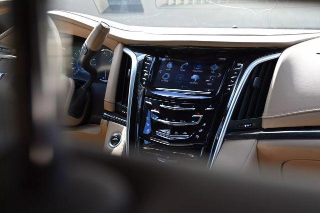 used 2020 Cadillac Escalade ESV car, priced at $17,980