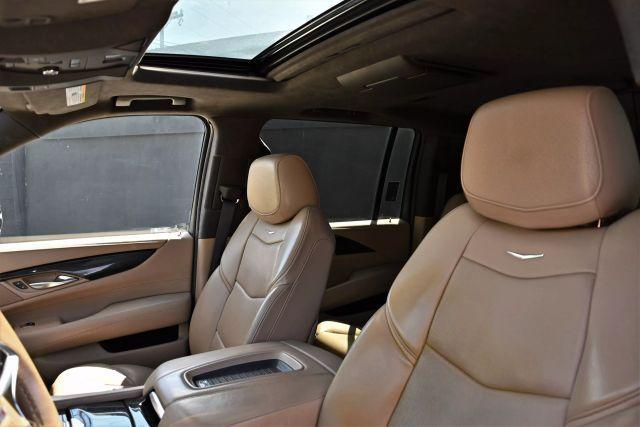 used 2020 Cadillac Escalade ESV car, priced at $17,980