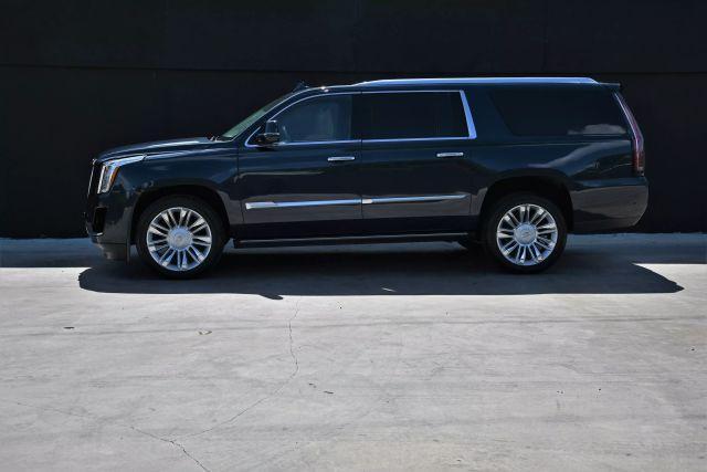 used 2020 Cadillac Escalade ESV car, priced at $17,980