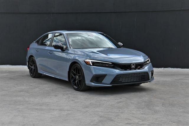 used 2023 Honda Civic Si car, priced at $17,980