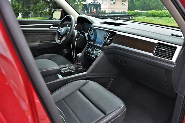 used 2023 Volkswagen Atlas car, priced at $5,480