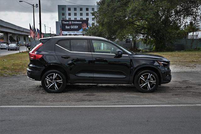 used 2024 Volvo XC40 car, priced at $10,280