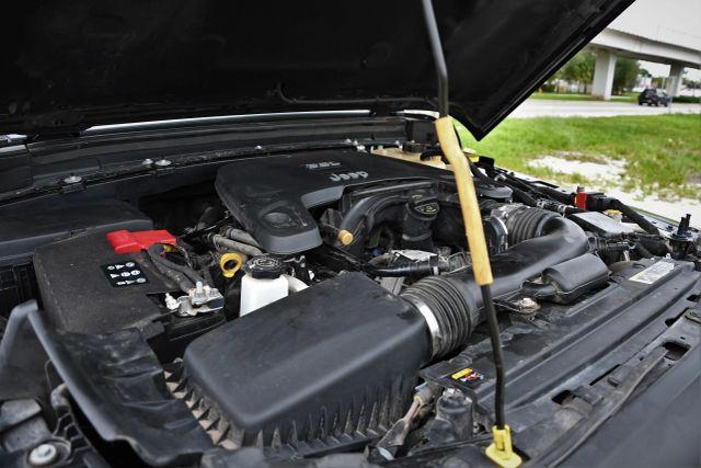 used 2021 Jeep Gladiator car, priced at $13,980