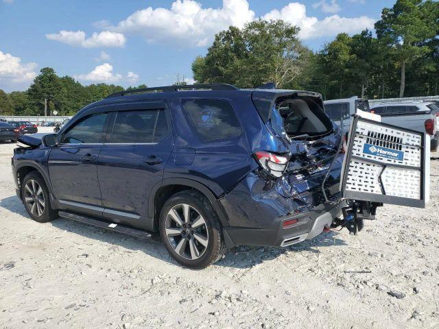 used 2025 Honda Pilot car, priced at $20,980