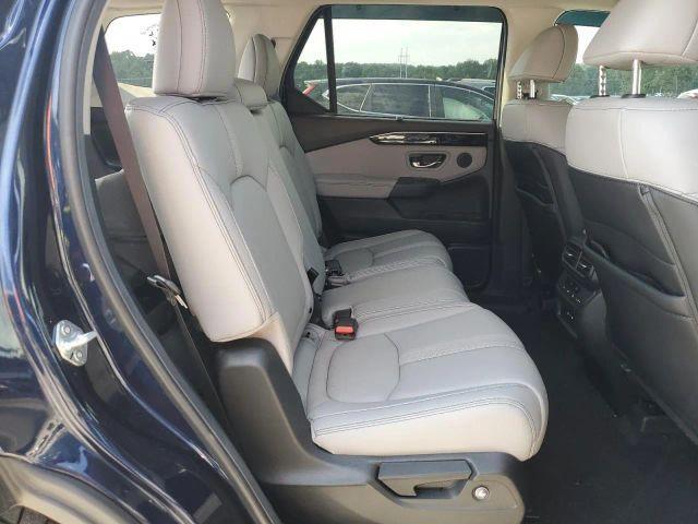 used 2025 Honda Pilot car, priced at $20,980