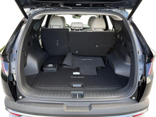 new 2025 Hyundai TUCSON Hybrid car, priced at $38,420