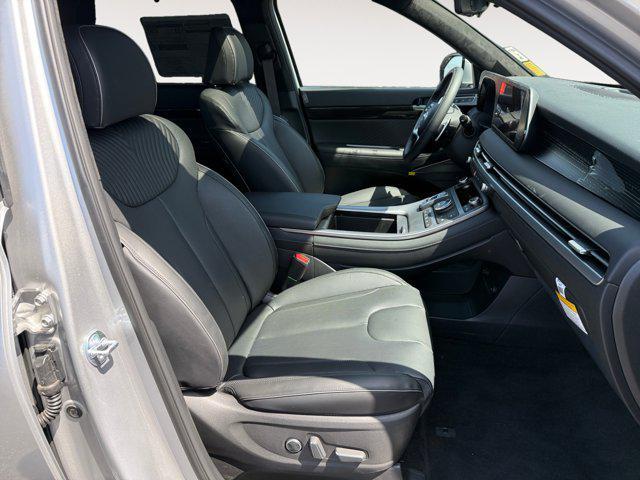 used 2025 Hyundai Palisade car, priced at $51,889