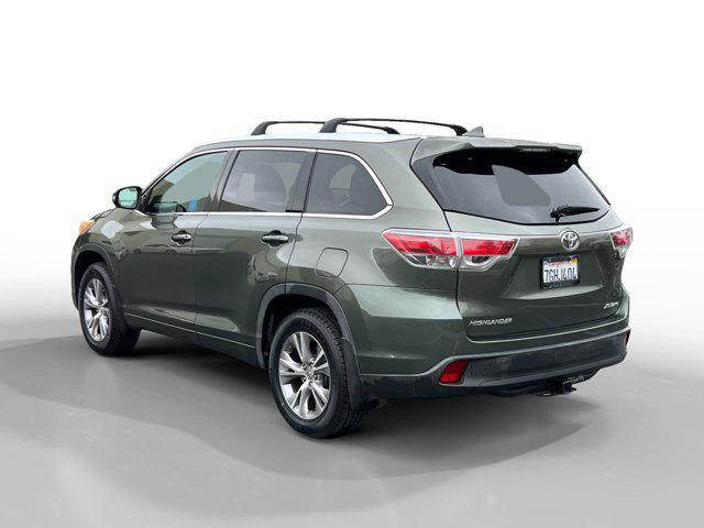 used 2014 Toyota Highlander car, priced at $15,488